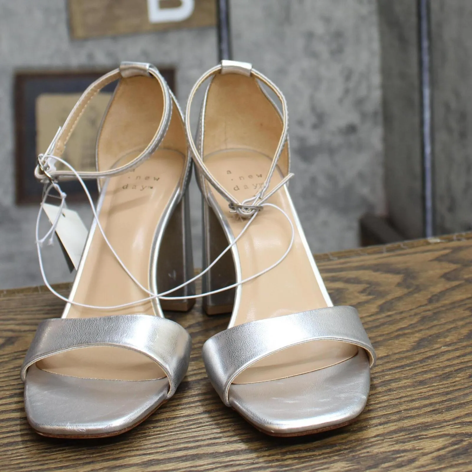 A New Day Womens Shelly Block Heels 90972914 Silver Gray 6.5