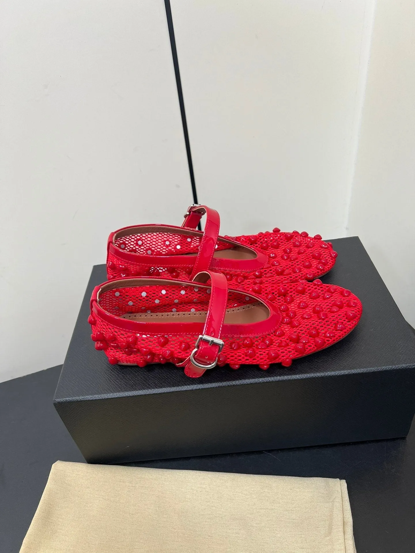 Alaila Ballet Flats With Studs On Fishnet In Red  975749