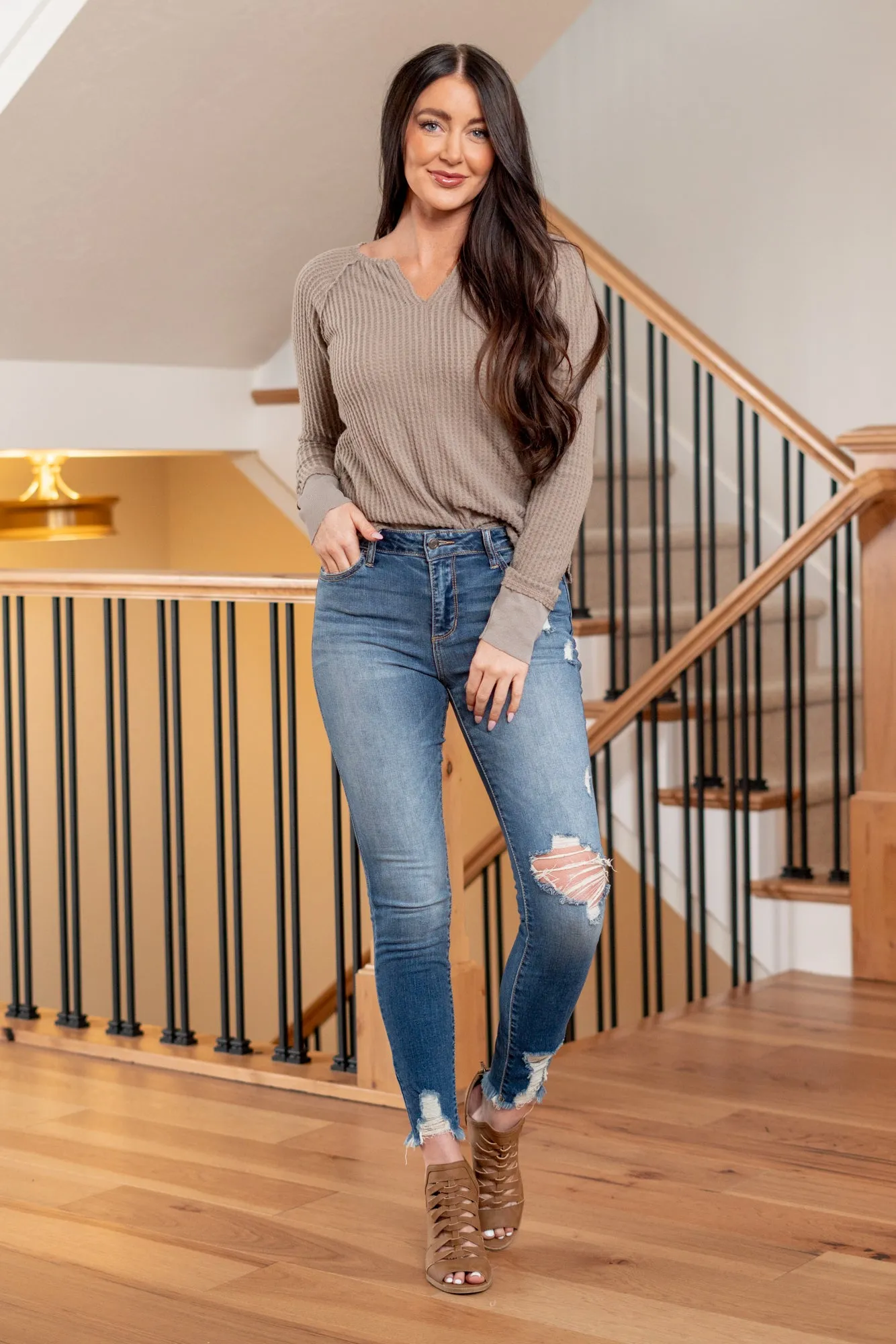 Aria Mid Rise Ankle Skinny