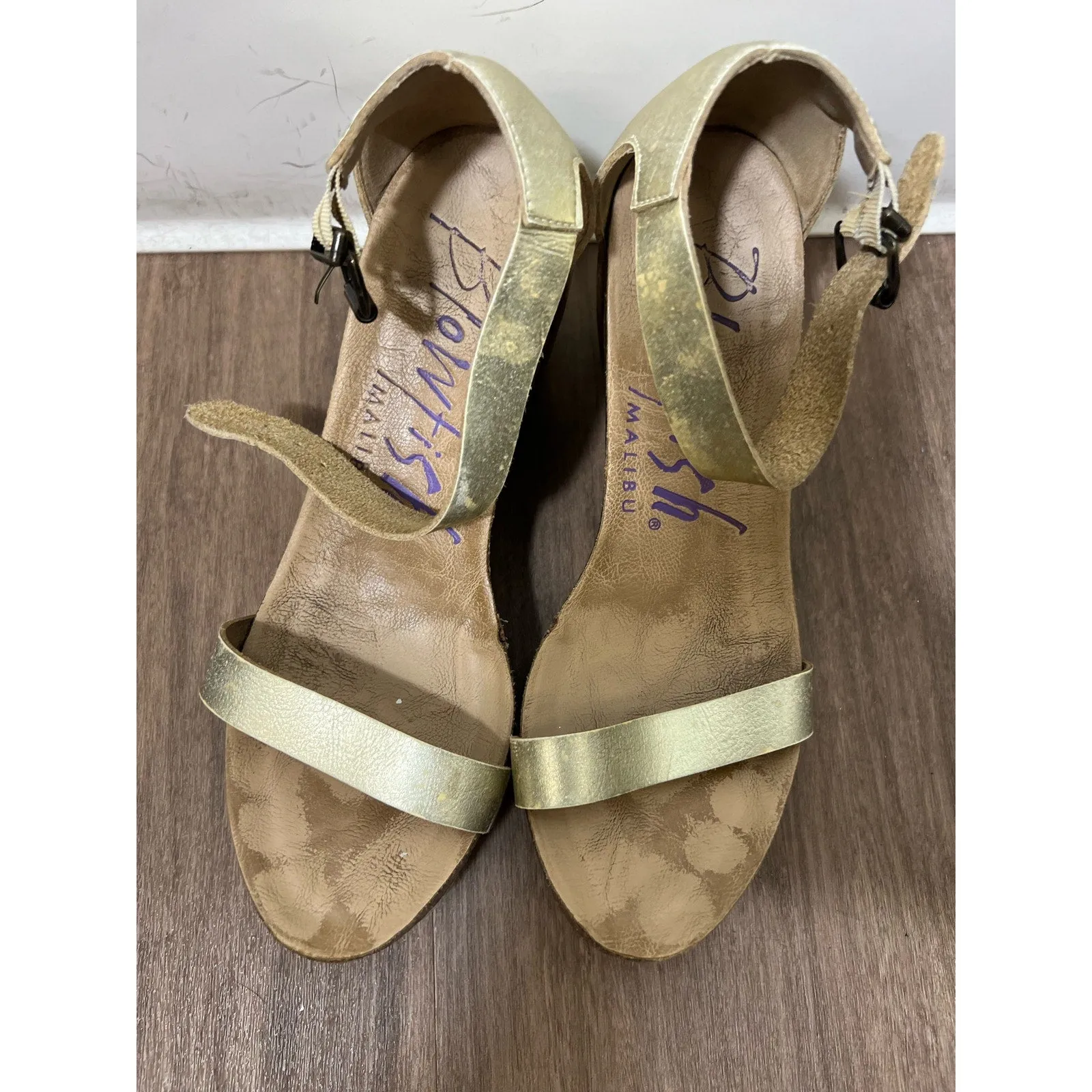 Blowfish Malibu Wedge heels 9.5