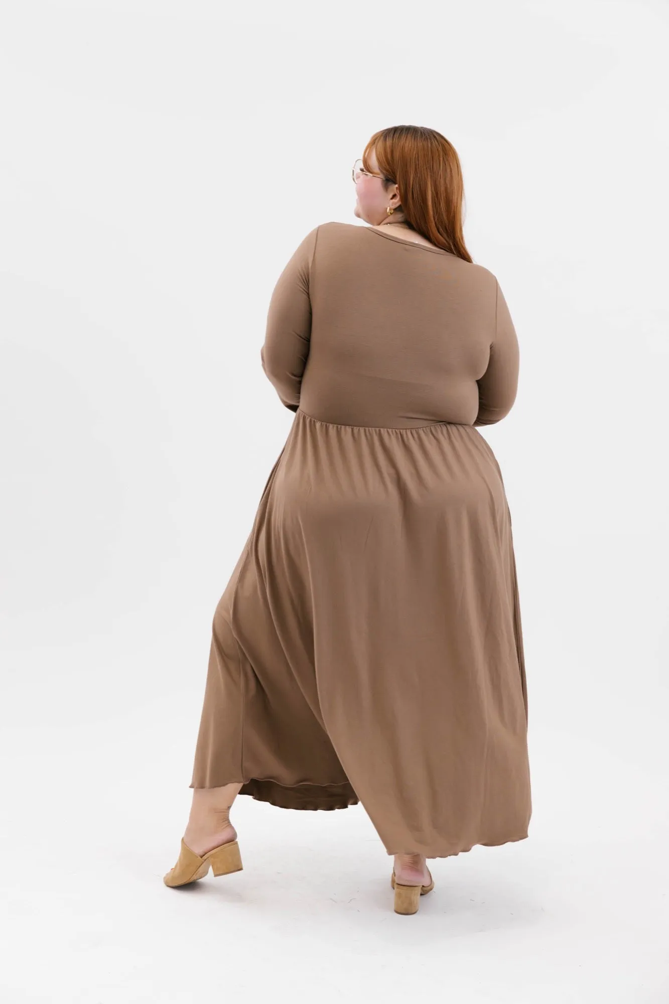 Camille Long Sleeve Dress in Cafe Au Yay