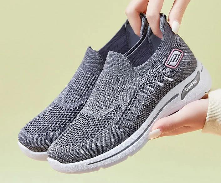 Casual and Lightweight Knitted Slip-On Sneakers for Everyday Use