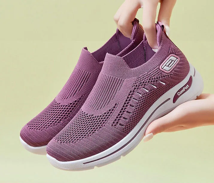 Casual and Lightweight Knitted Slip-On Sneakers for Everyday Use