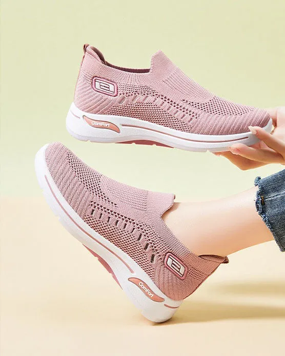 Casual and Lightweight Knitted Slip-On Sneakers for Everyday Use