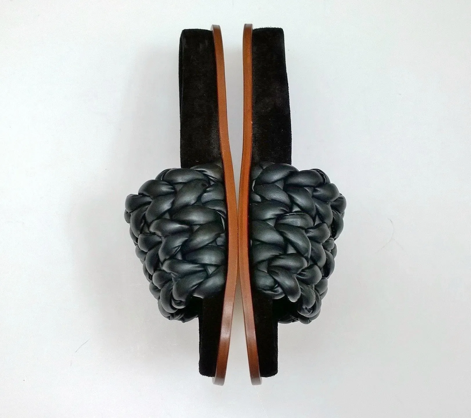 Chloé Kacey Braided Woven Leather Footbed Slides in Black Leather Sandals Flats