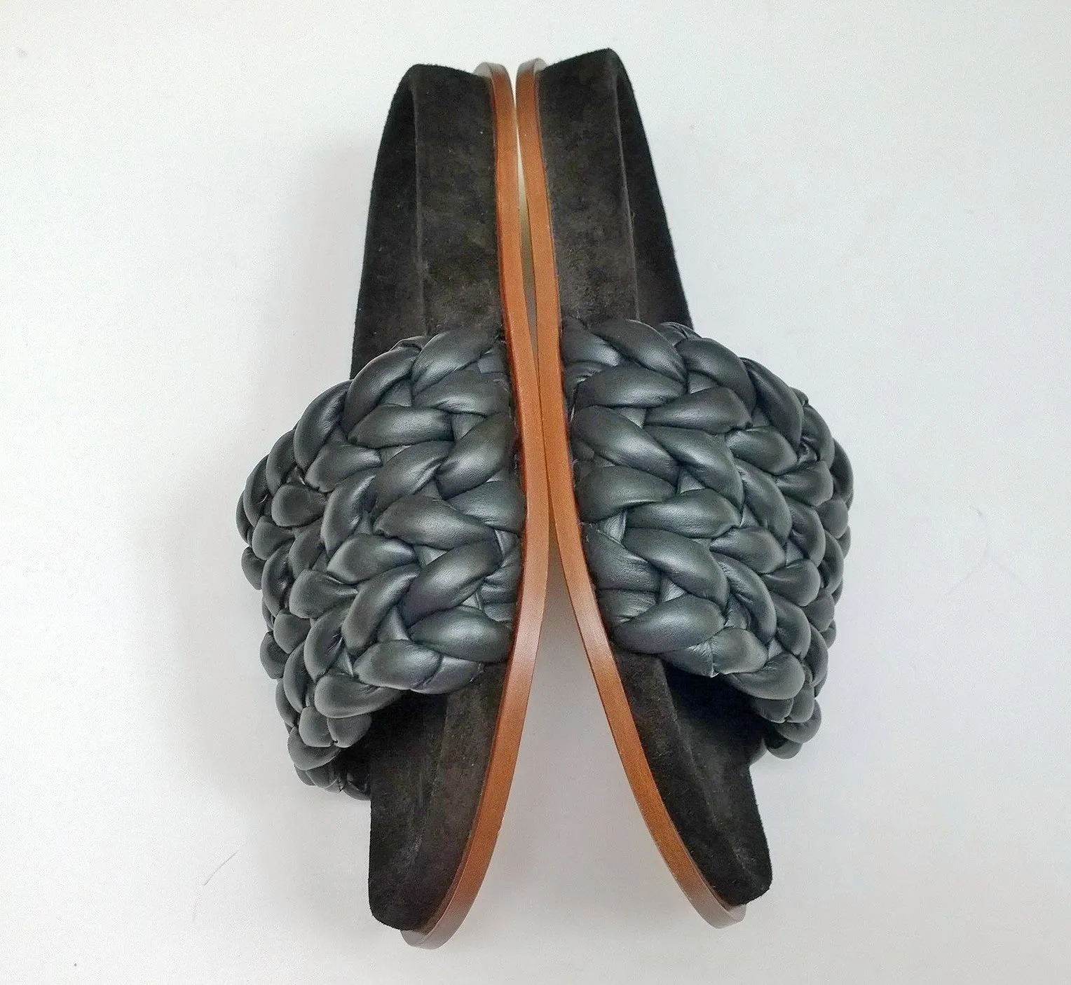 Chloé Kacey Braided Woven Leather Footbed Slides in Black Leather Sandals Flats