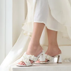 Cluster of Pearls Heels