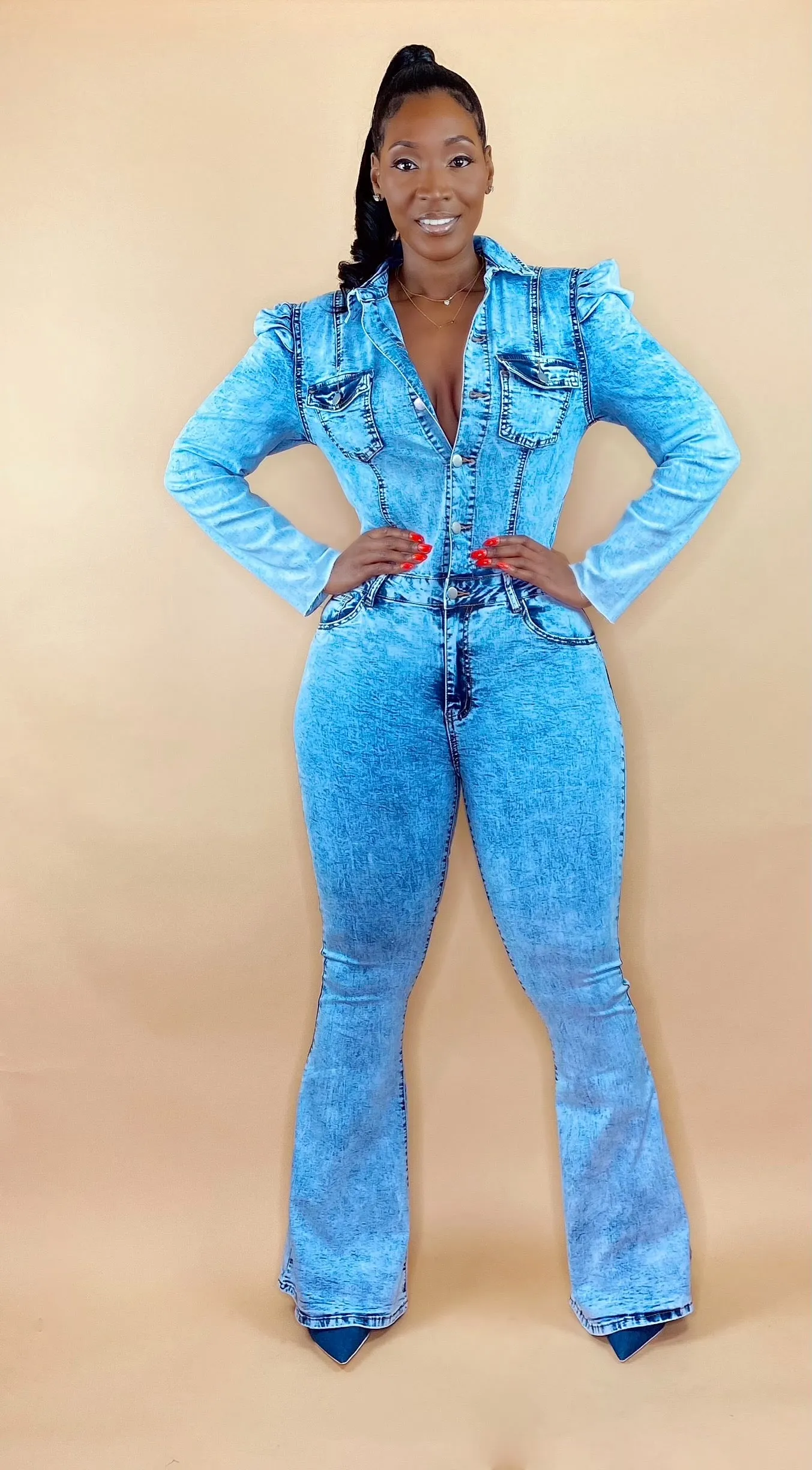 DATE READY DENIM JUMPSUIT (STONE WASH)