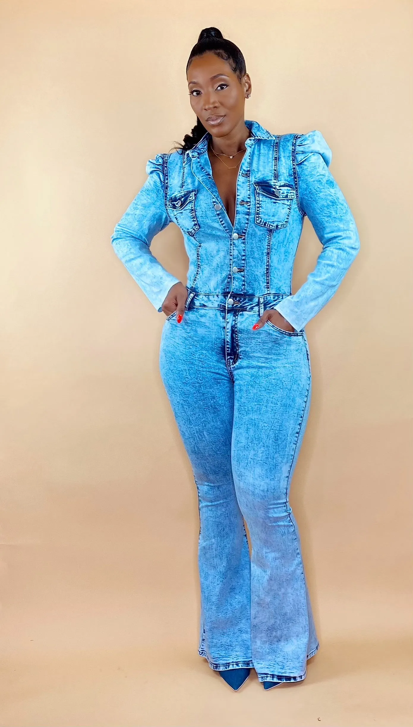 DATE READY DENIM JUMPSUIT (STONE WASH)