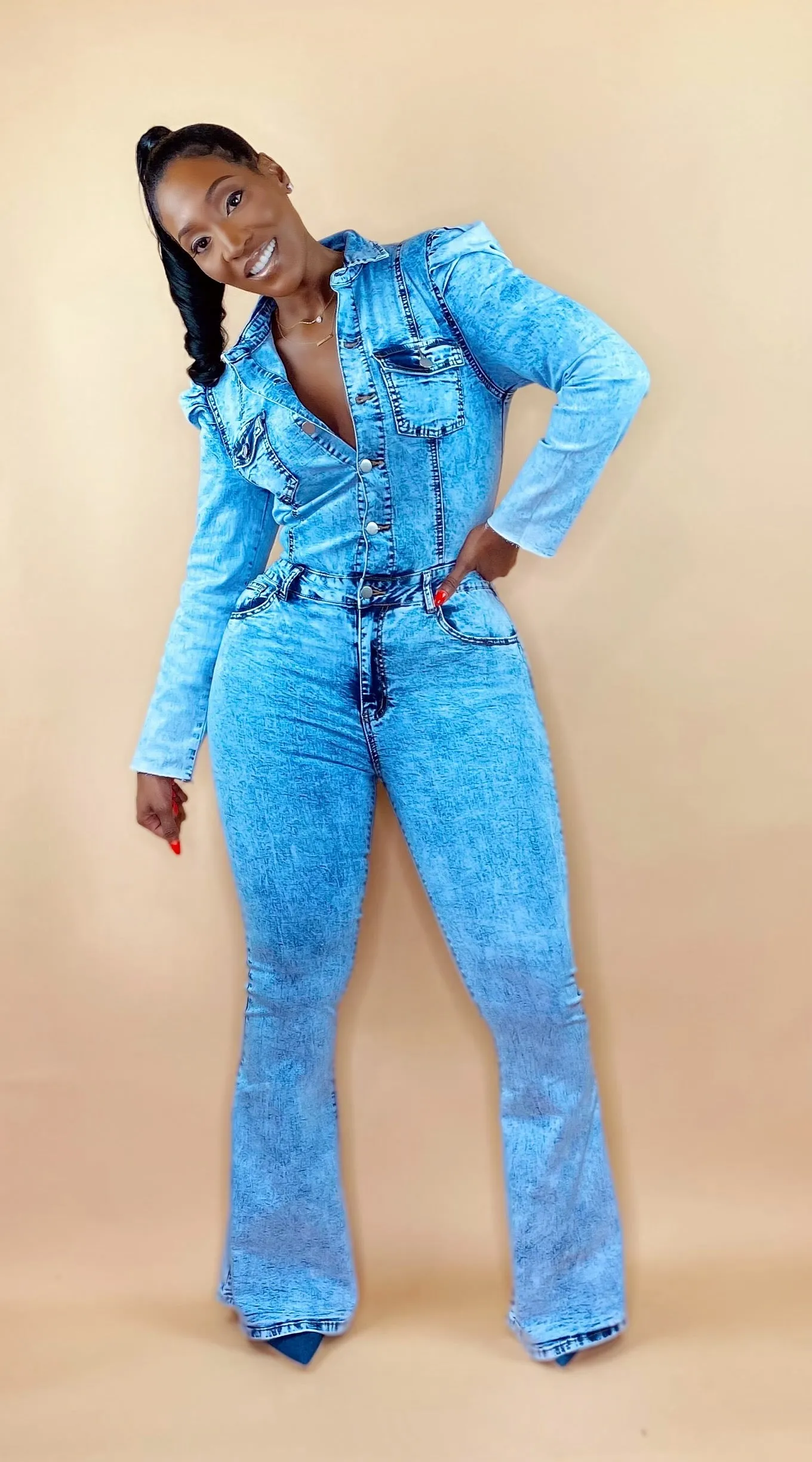 DATE READY DENIM JUMPSUIT (STONE WASH)