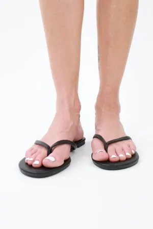 Essential Flip Flop Sandals -Black