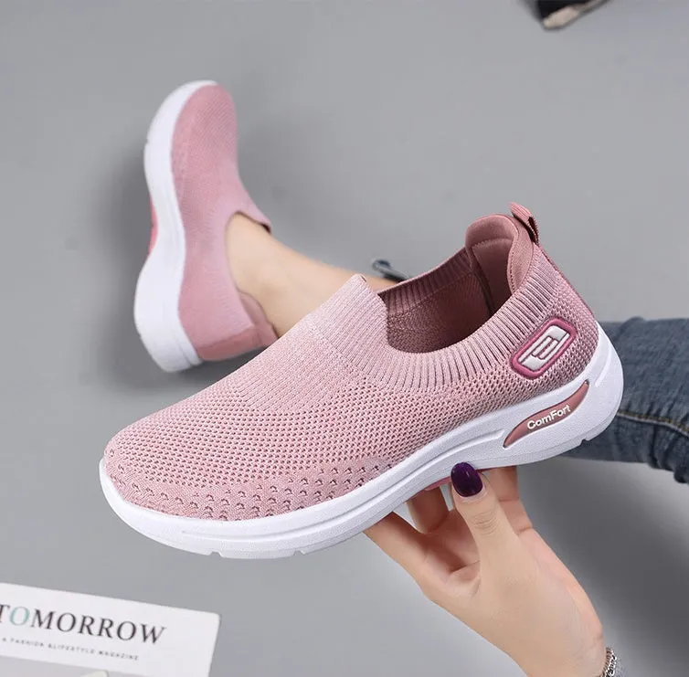 Fashionable and Breathable Knitted Slip-On Sneakers