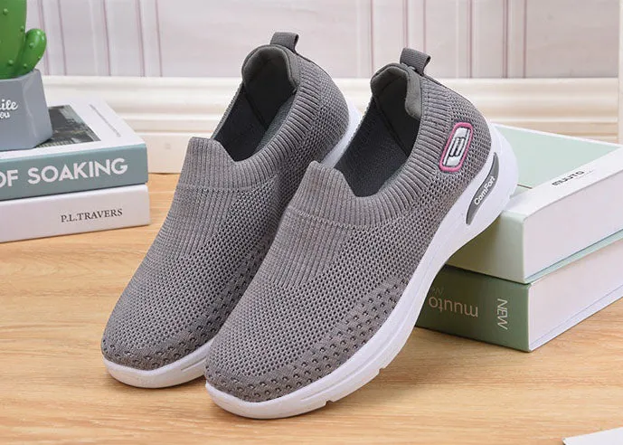 Fashionable and Breathable Knitted Slip-On Sneakers