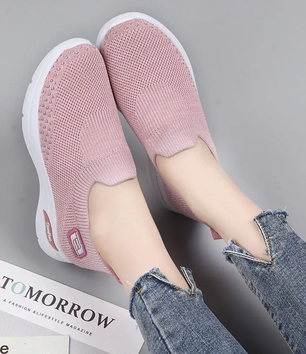 Fashionable and Breathable Knitted Slip-On Sneakers