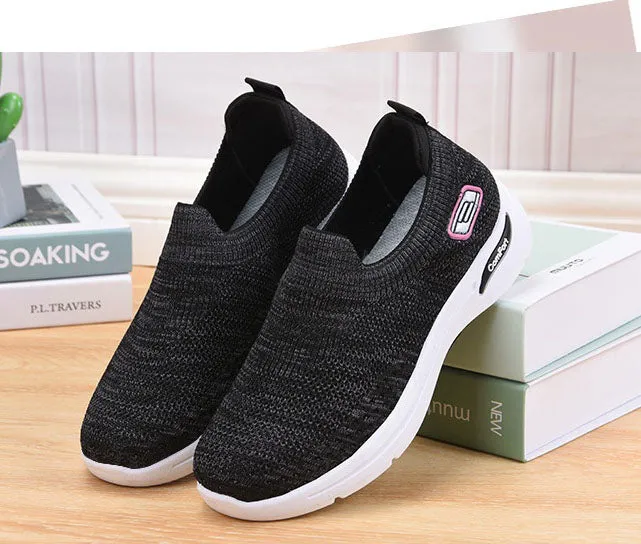Fashionable and Breathable Knitted Slip-On Sneakers