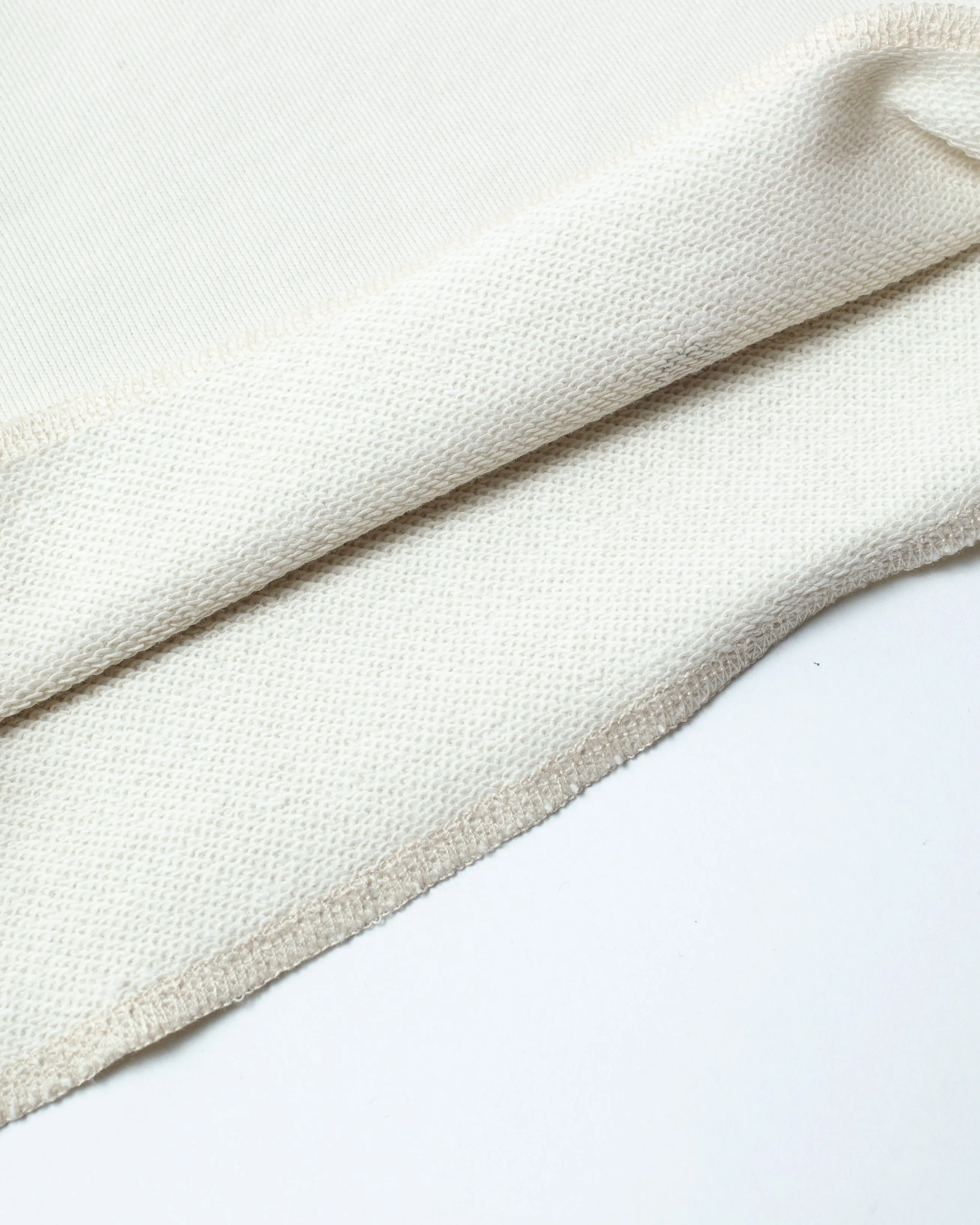 Flared Off-White Short Hobb حب