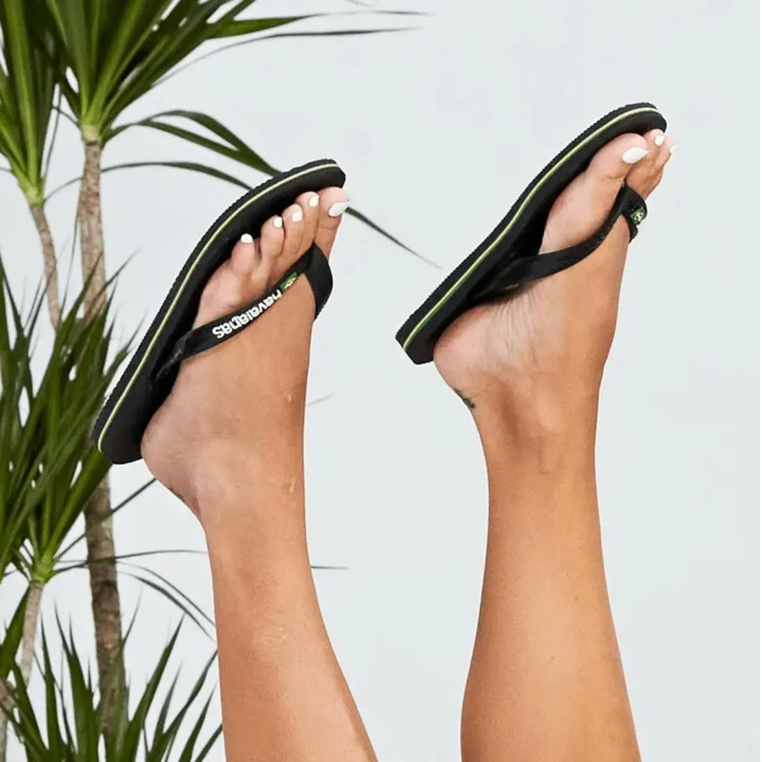 Havaianas Brasil Logo Flip Flop - Black/Black