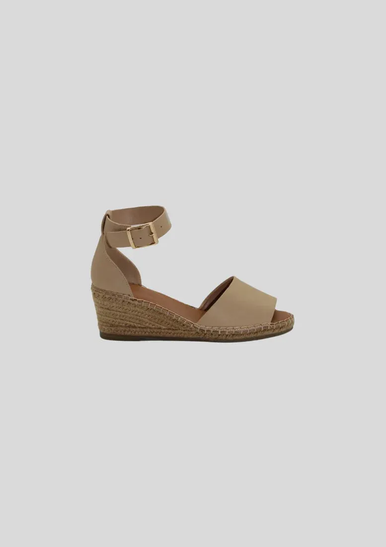 Helene Wedge