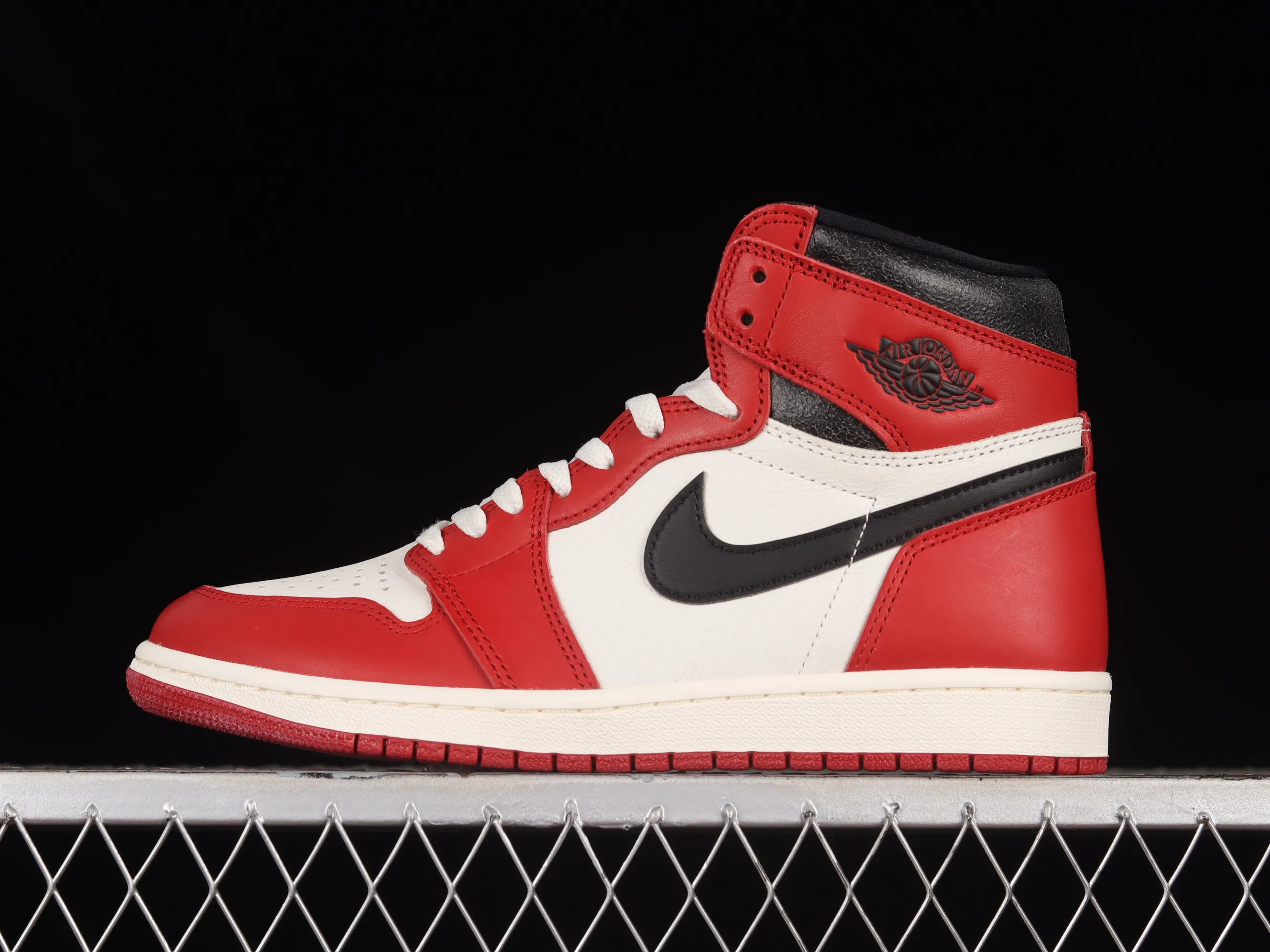 J1 " ChicagoLostAndFound  "