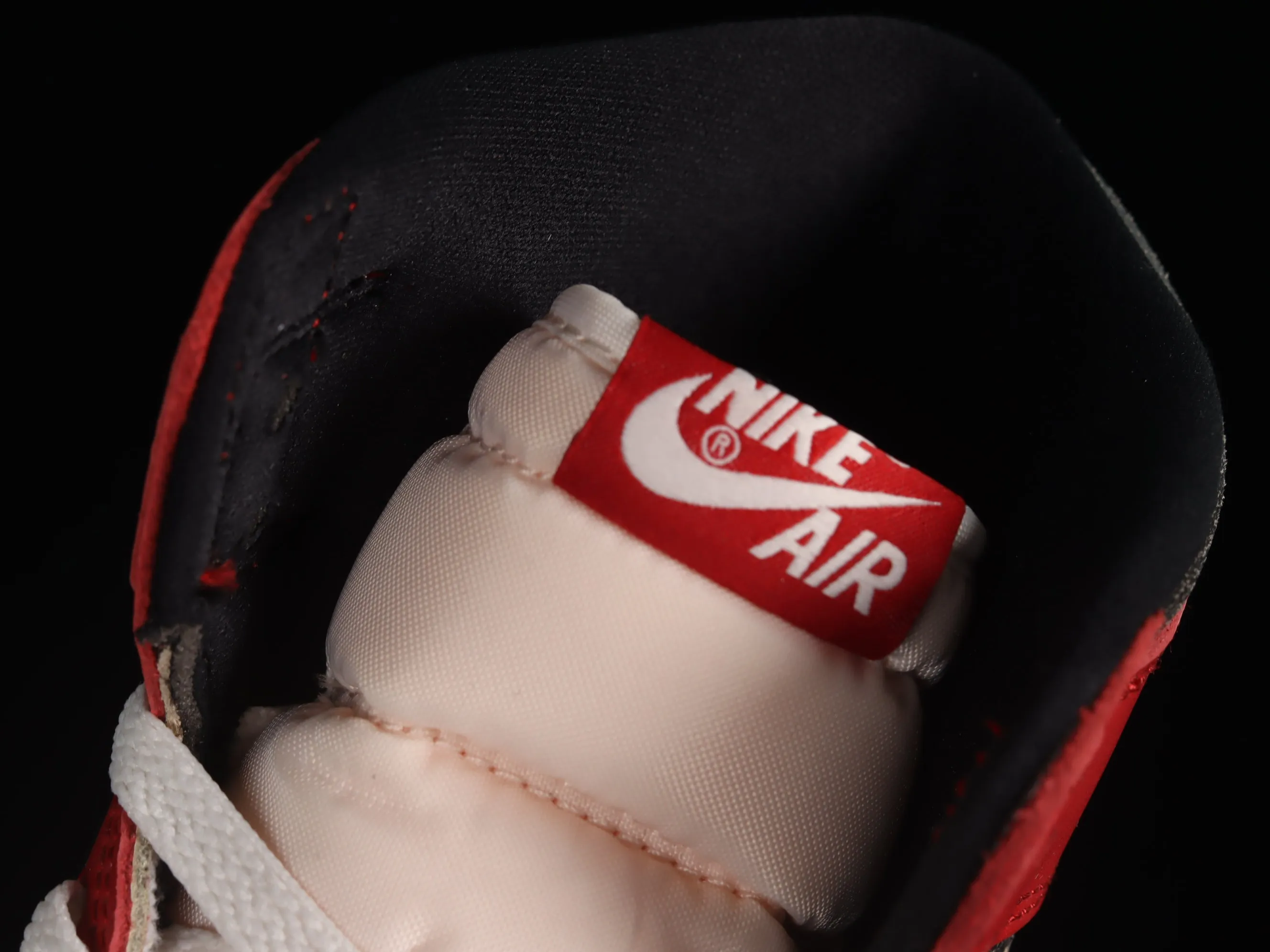 J1 " ChicagoLostAndFound  "