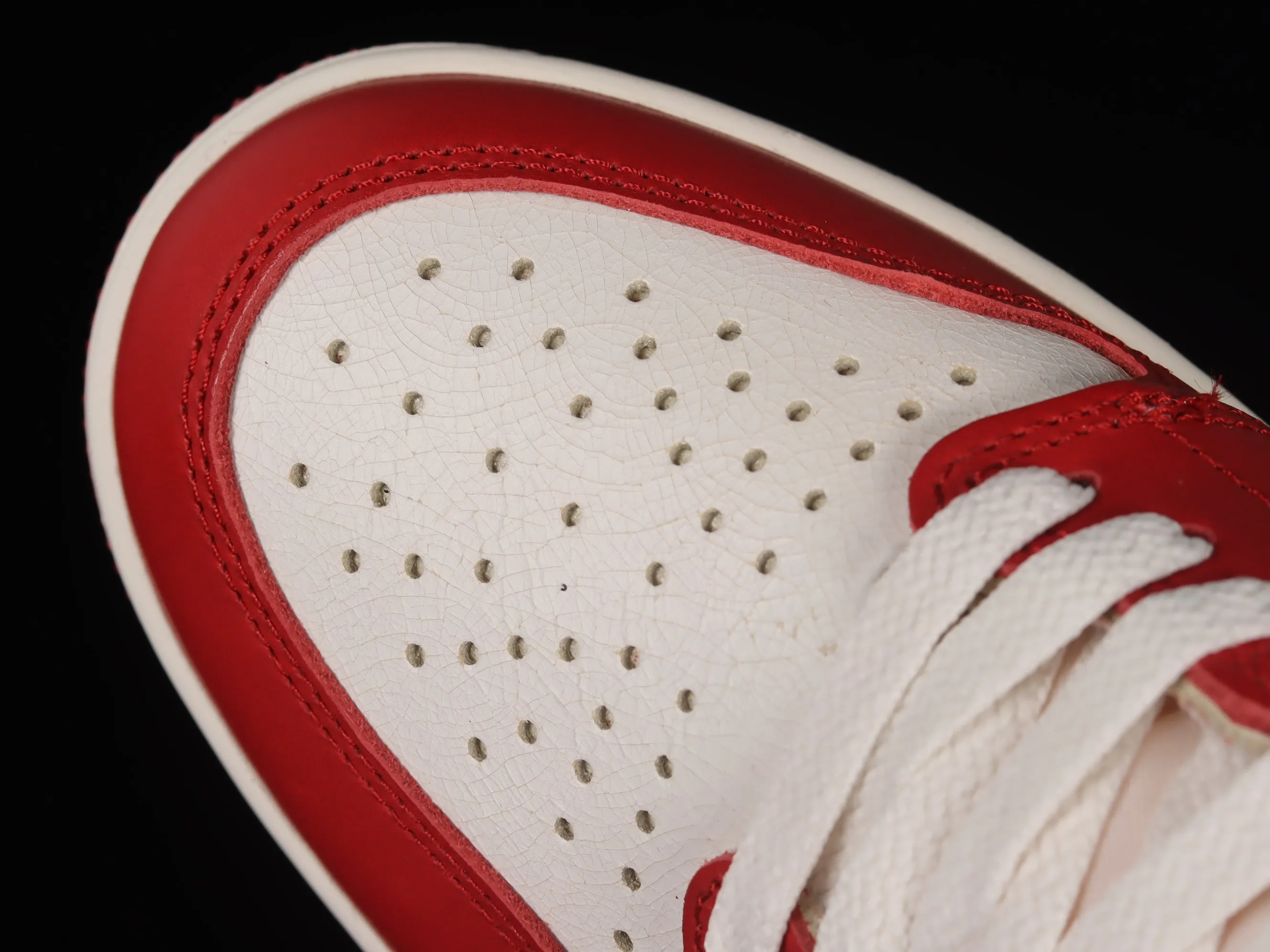 J1 " ChicagoLostAndFound  "