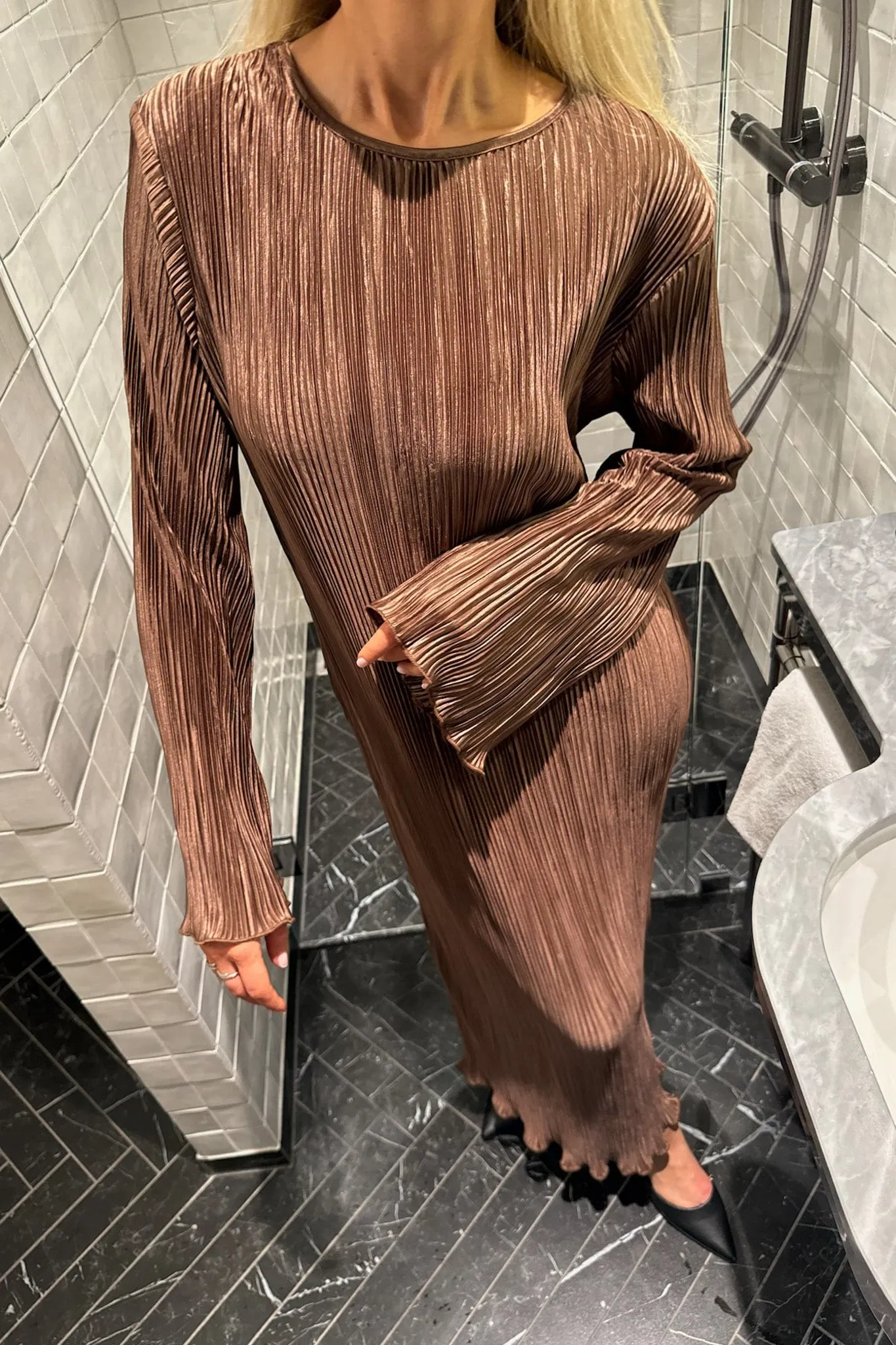 KellyIC Lang Kjole - Brun