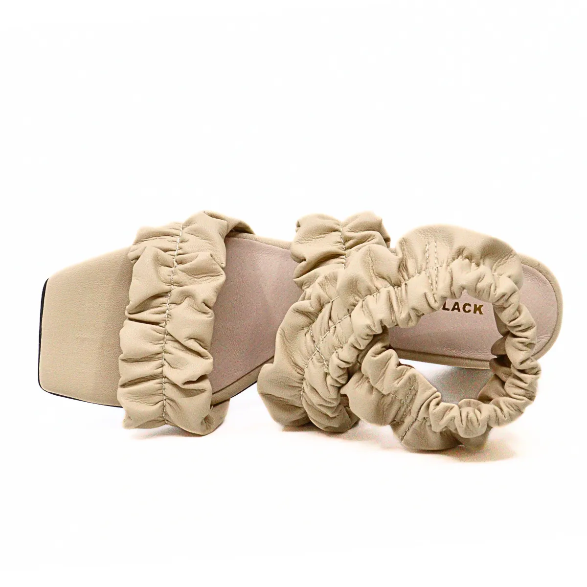 Lady Ruche Ivory