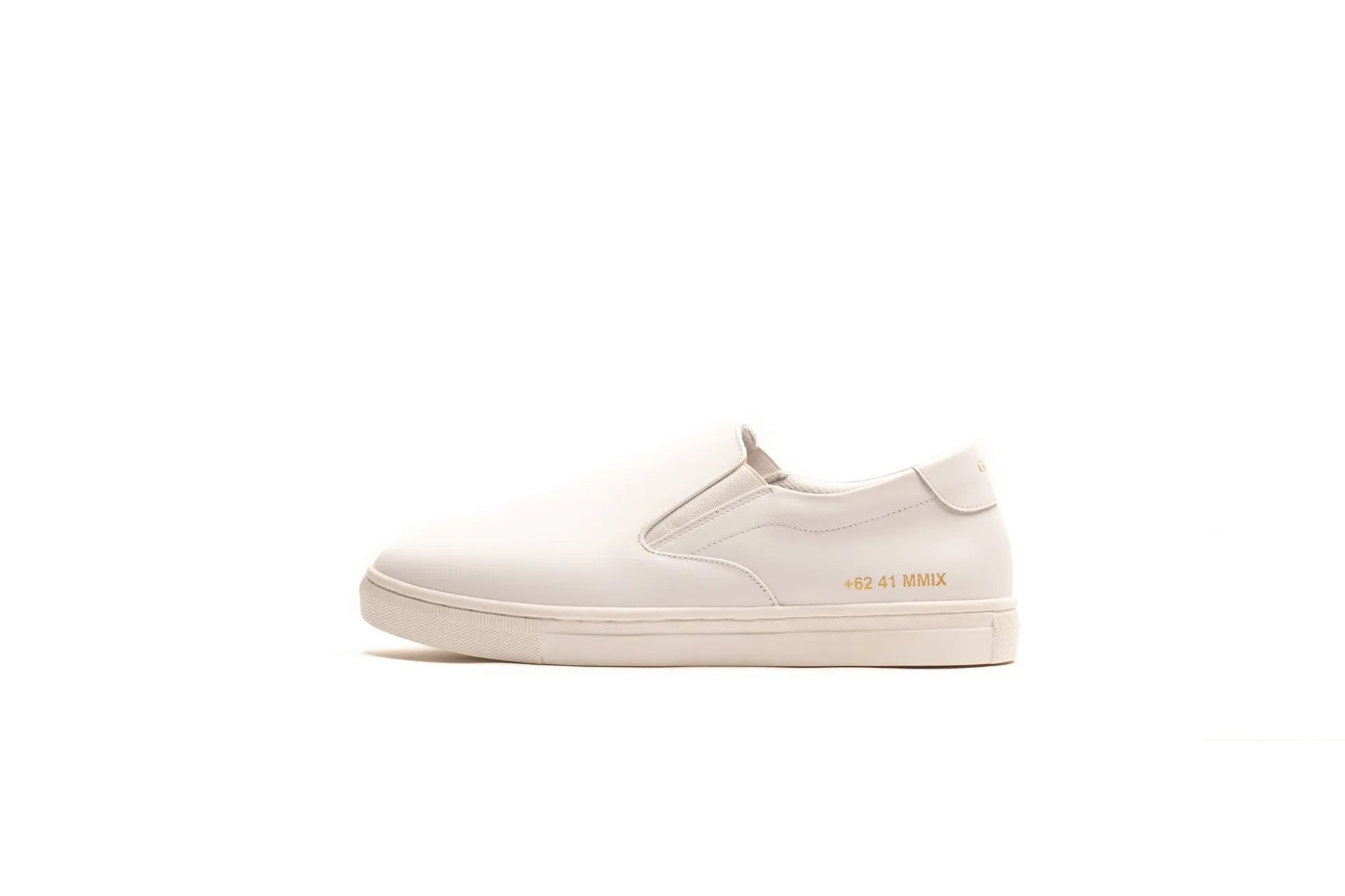 LAH-02 SLIP ON | TRIPLE WHITE | MEN