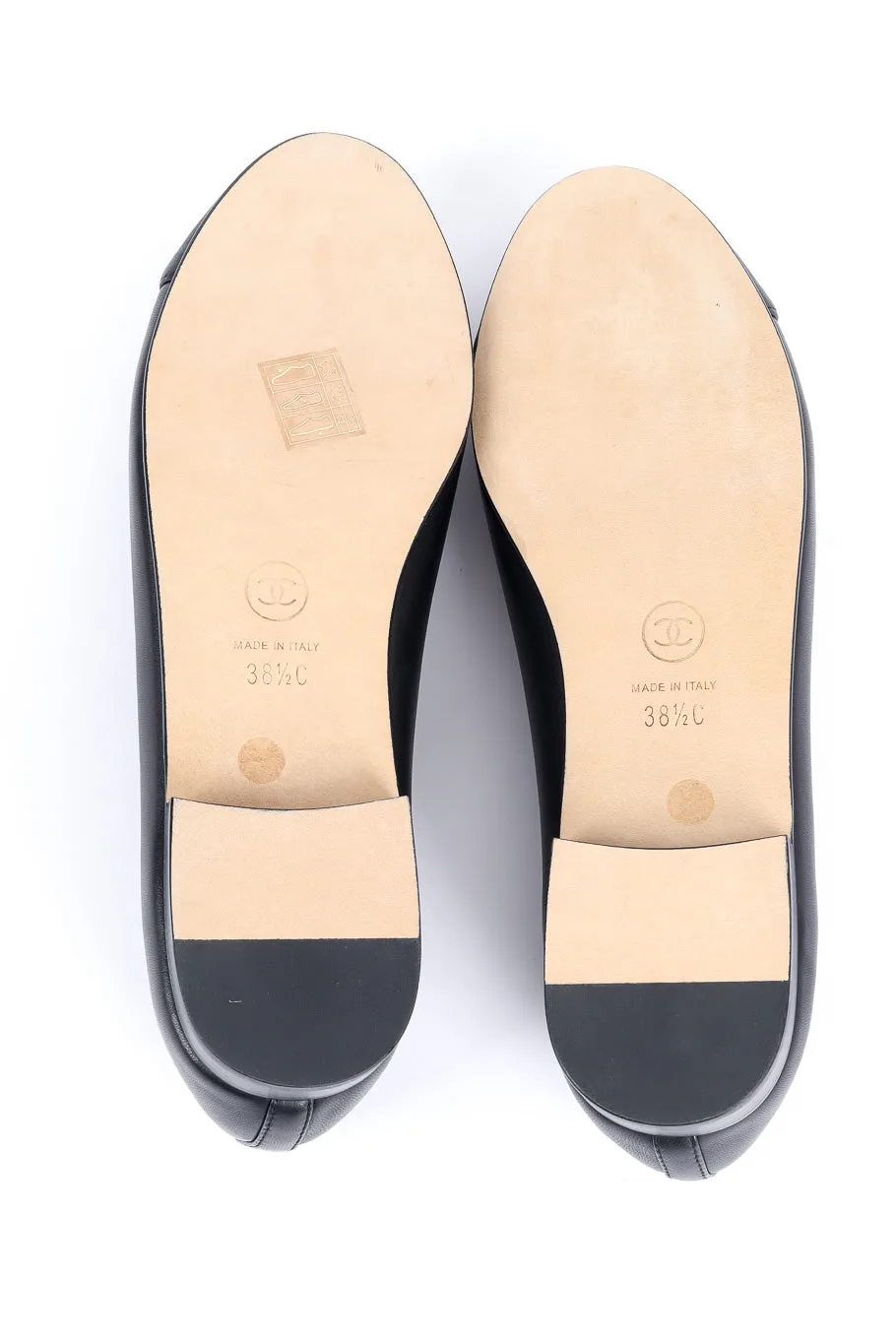 Leather CC Logo Ballet Flats