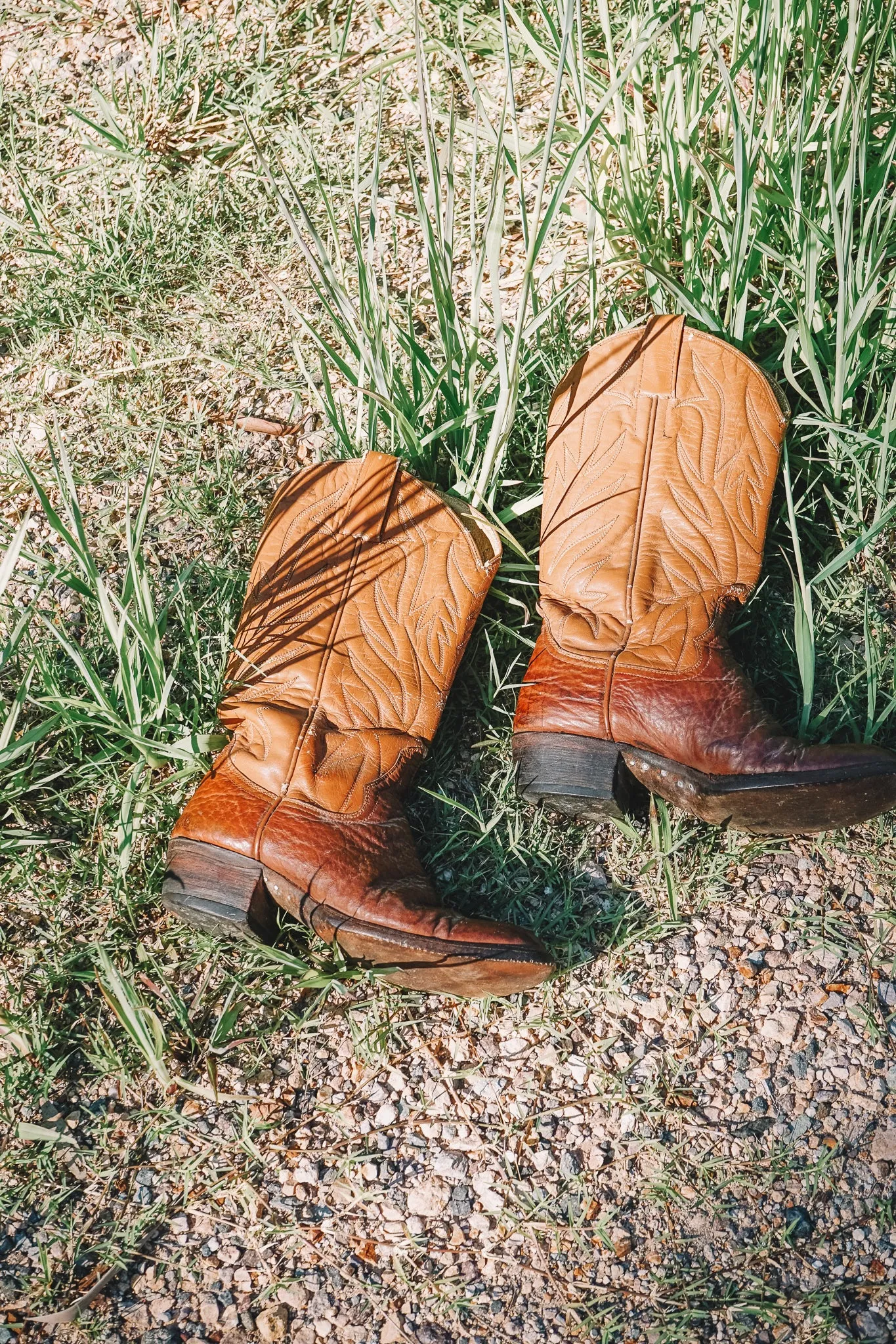 LEATHER COW BOY BOOTS