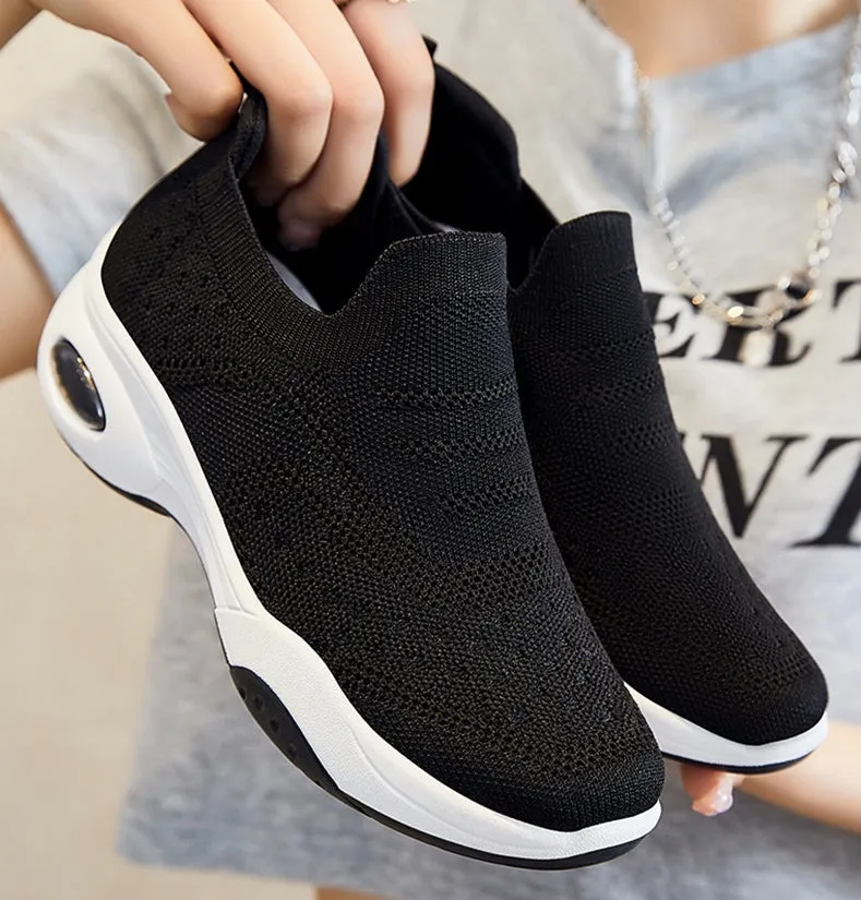 Lightweight Breathable Almond Toe Slip-On Sneakers for Women
