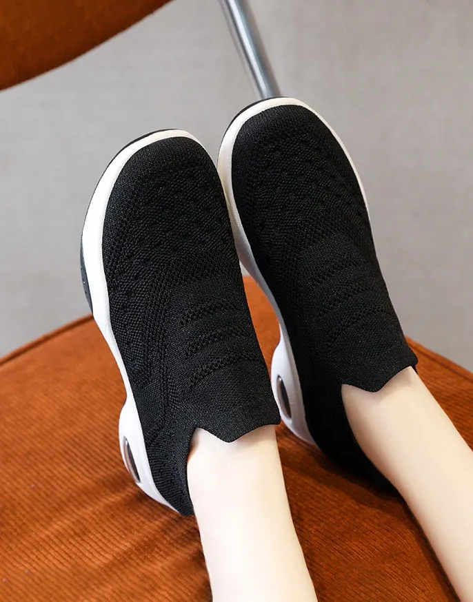 Lightweight Breathable Almond Toe Slip-On Sneakers for Women
