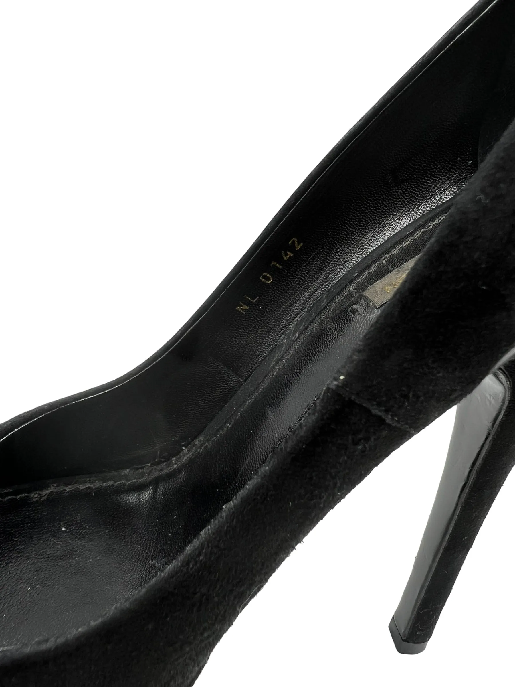 Louis Vuitton Black Suede 'Oh Really!' Size 39.5 Lock Heels