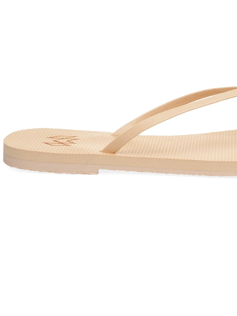 Lux Sandals in Dune