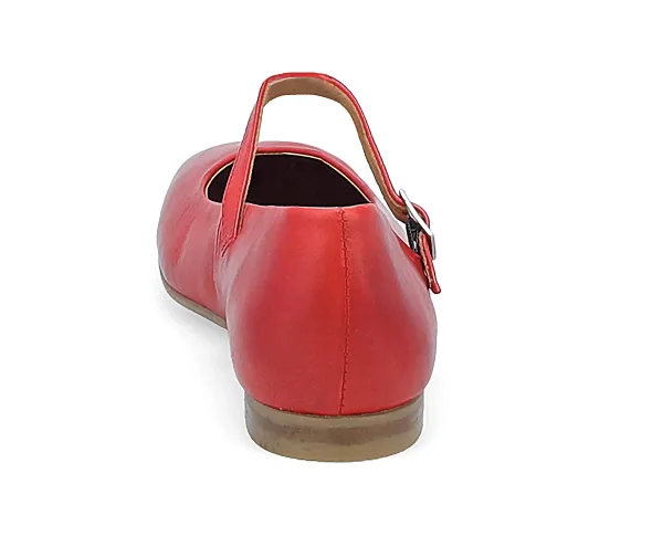 Miz Mooz Zahara Flat
