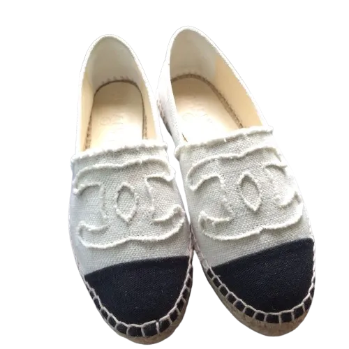 Nadine Flats