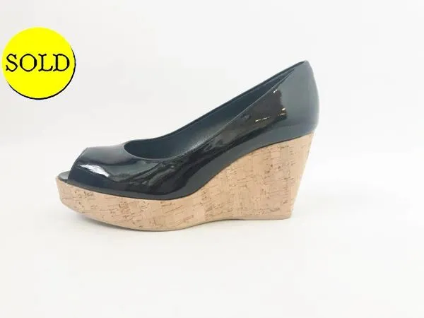 NEW Stuart Weitzman Cork Heel Wedge Size 9