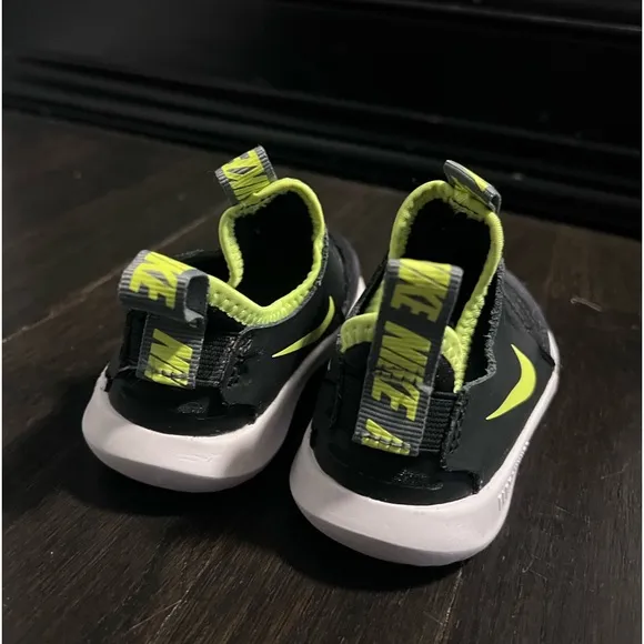 Nike Toddler Sneakers - Lot of 2 pairs