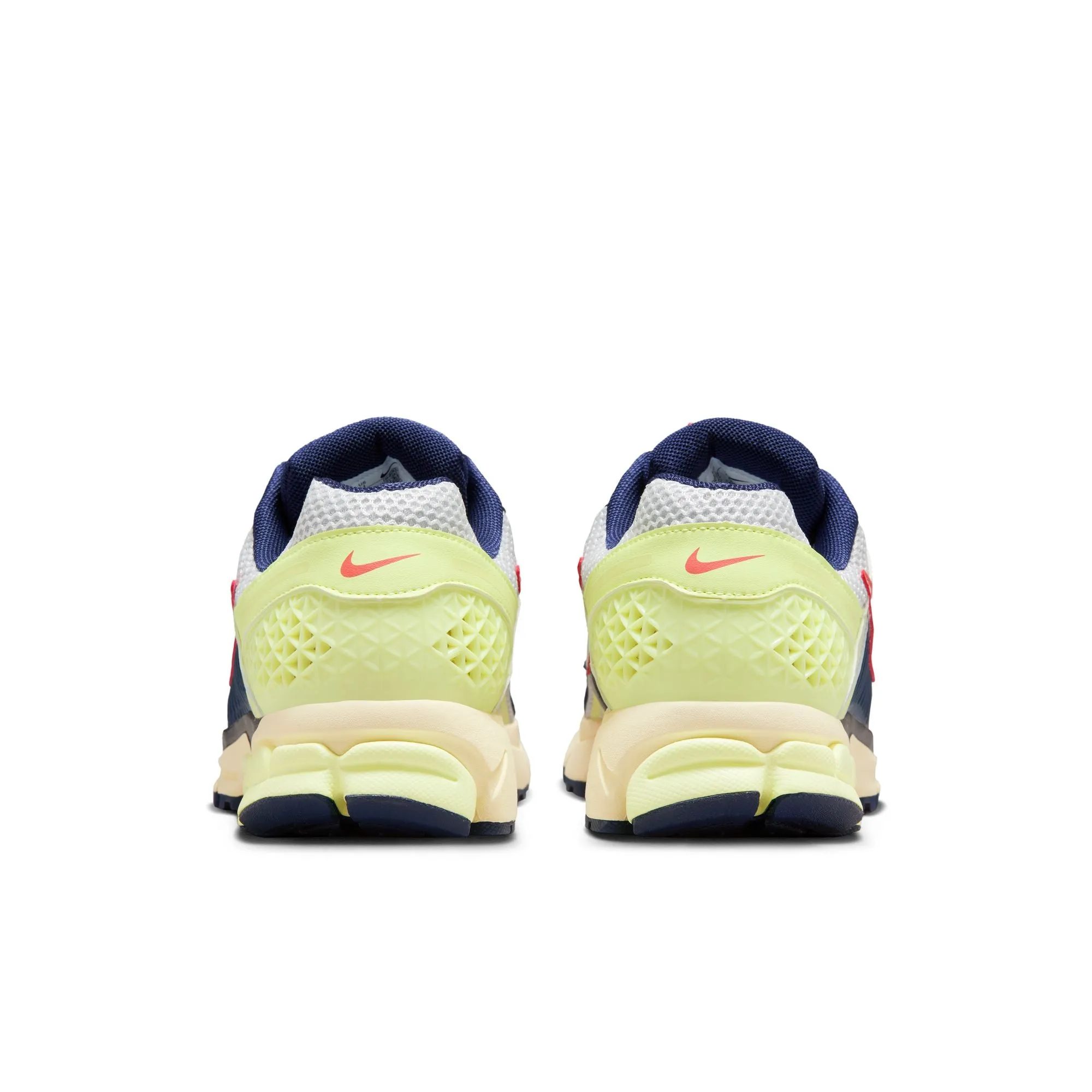 Nike Zoom Vomero 5 Men's Shoes