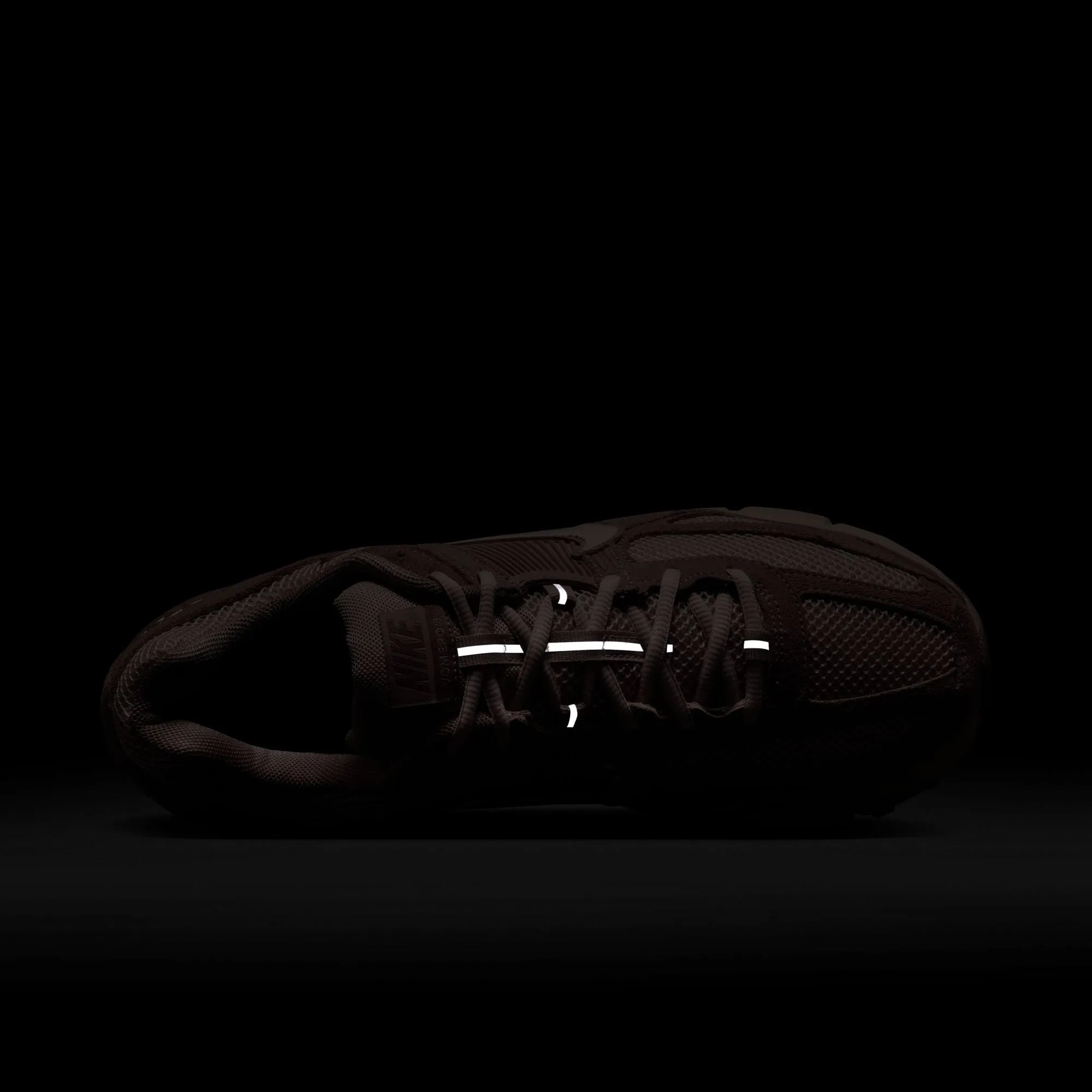 Nike Zoom Vomero 5 Men's Shoes