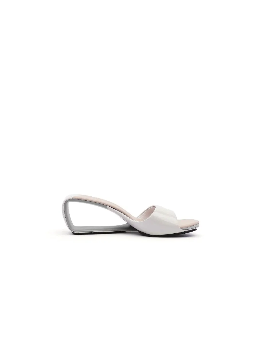 Open Twisted-Heel Leather Slide Sandal - Cream