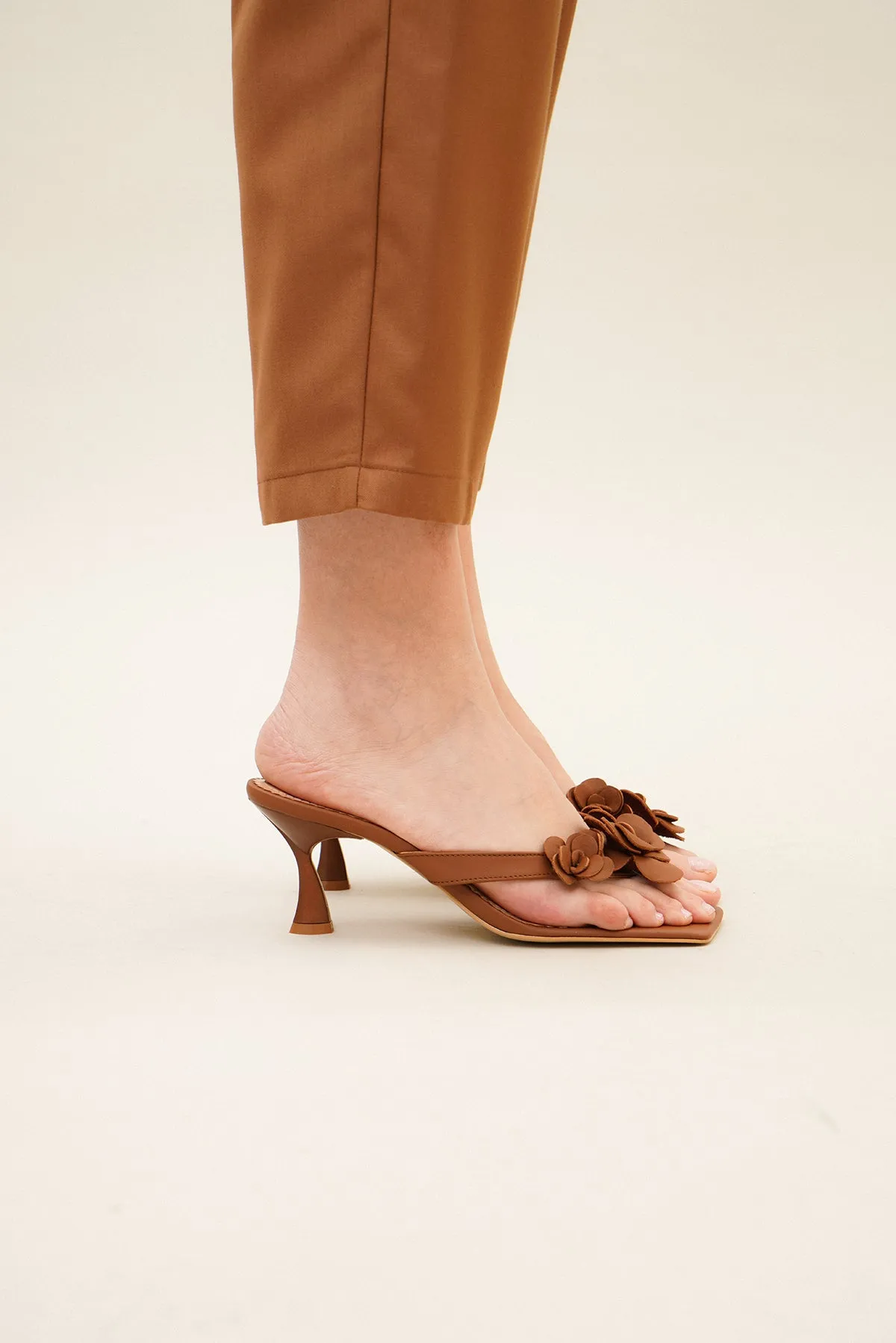 Rendez Vous Sandals