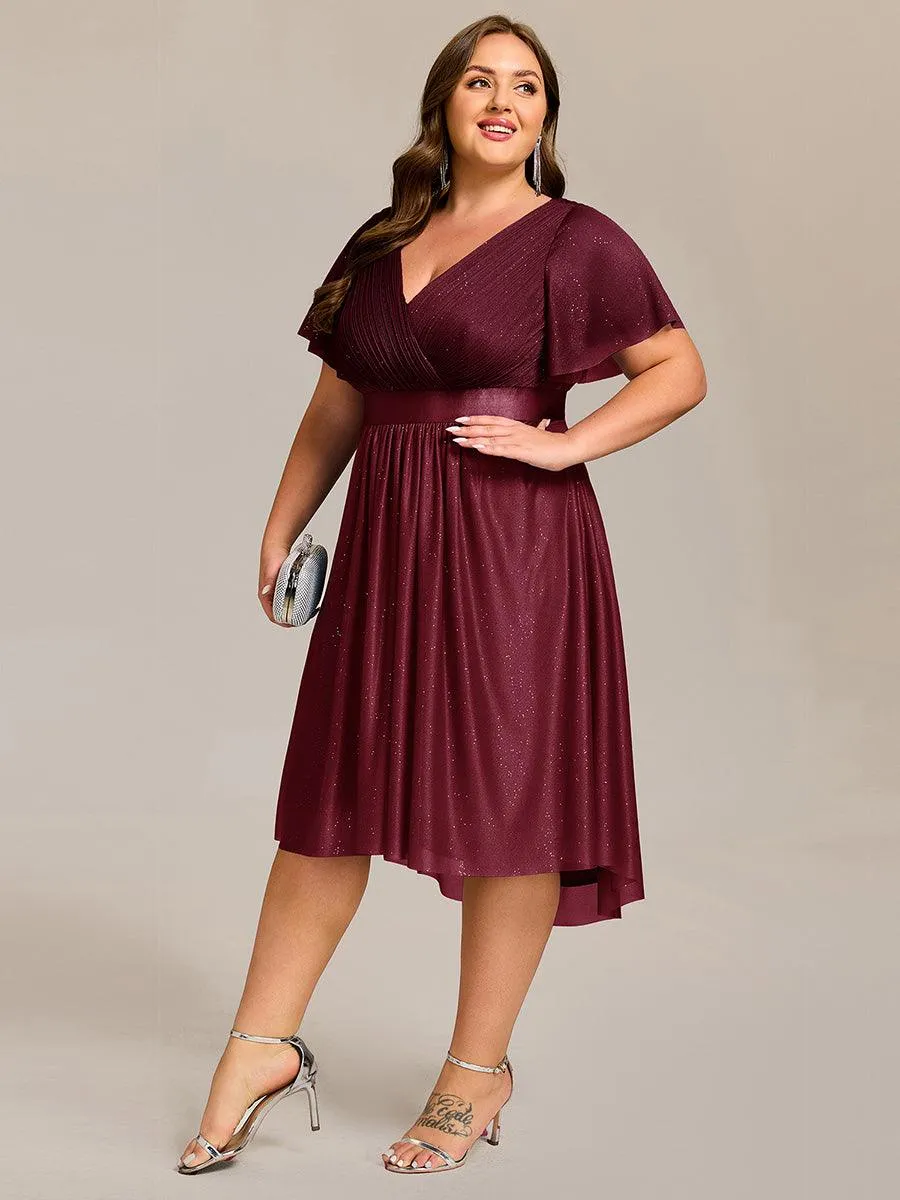 Robe d'invitée de mariage mi-longue plissée à manches courtes et col en V