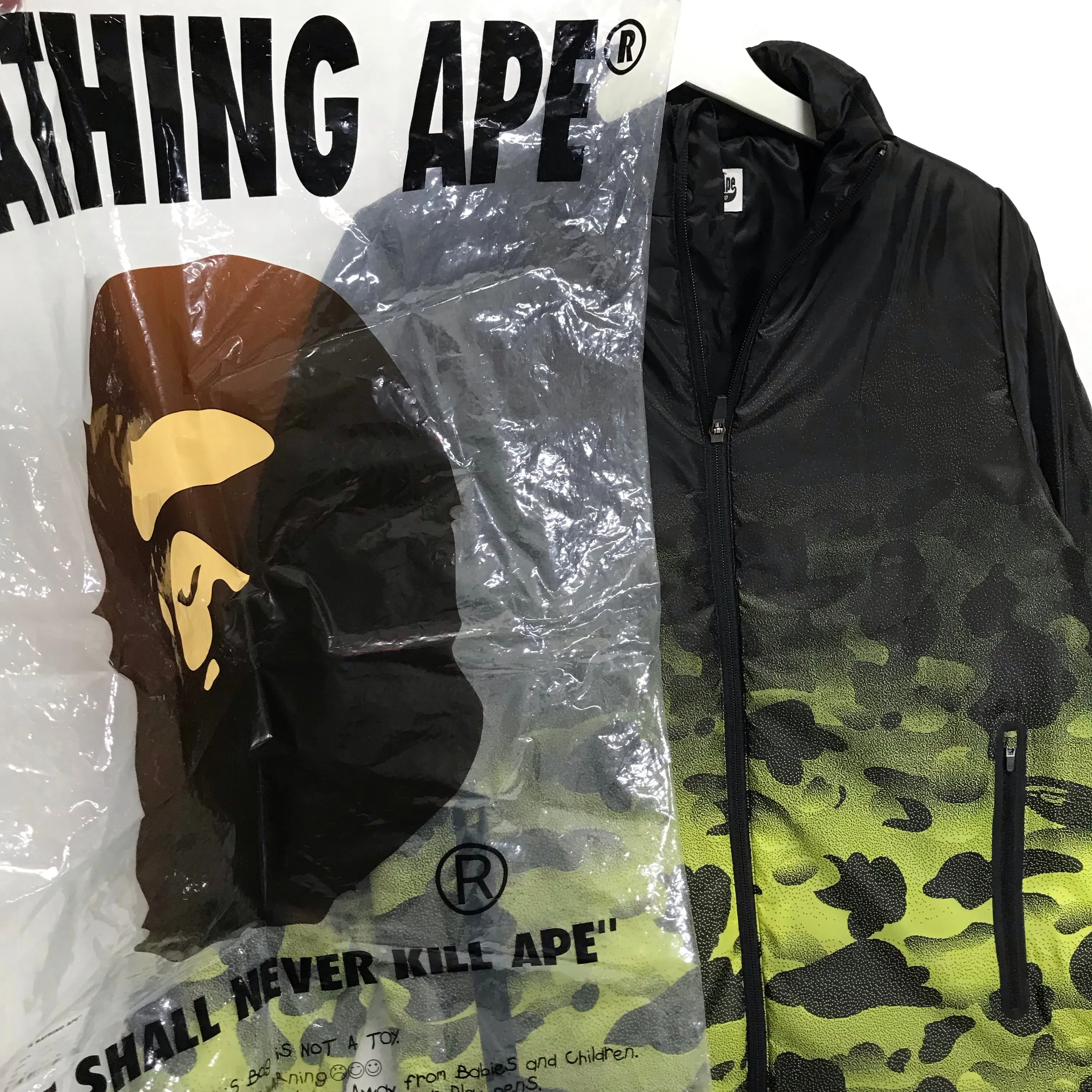 [S] A Bathing Ape Bape Noise Camo Puffer Jacket Black