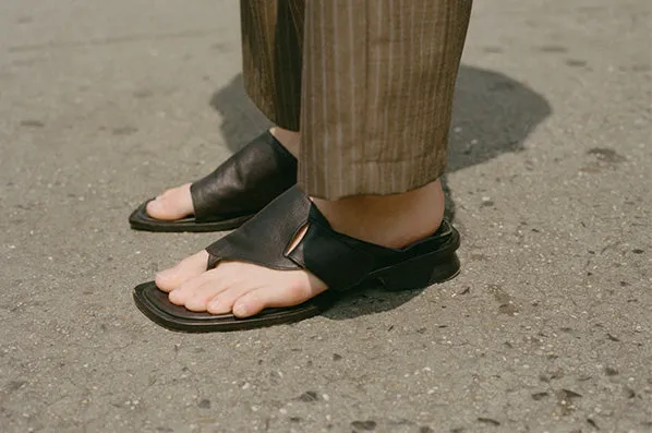 TUPELO SLIDE, BLACK CALF