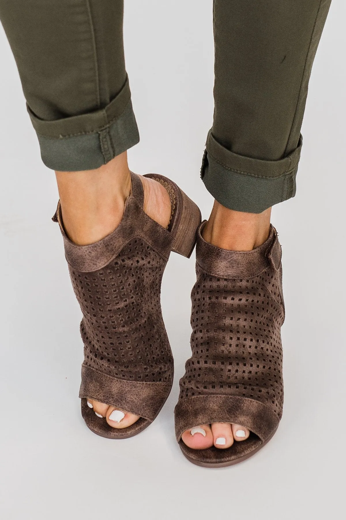 Very G Royce Block Heels- Taupe