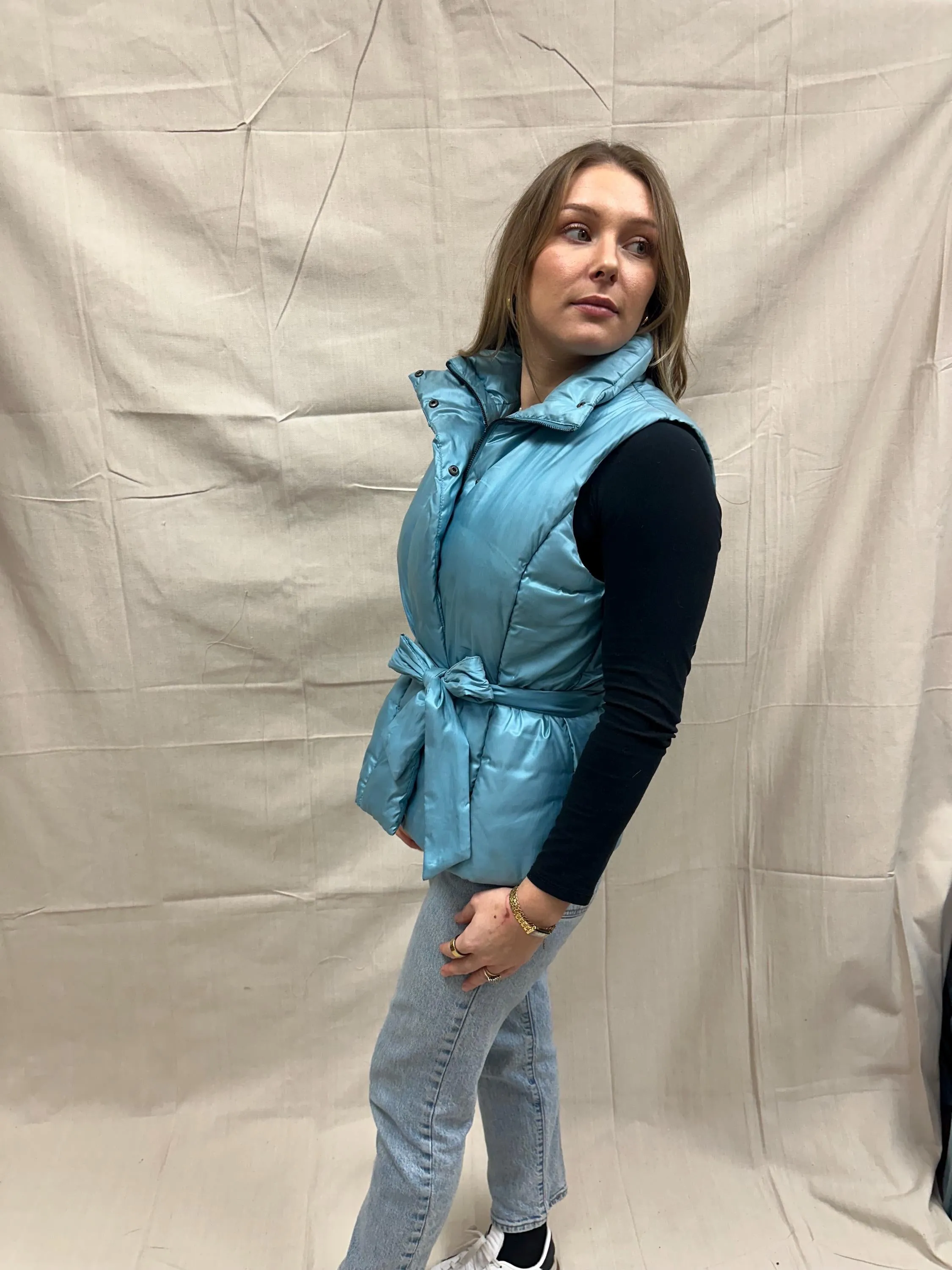 Vintage Merona Baby Blue Shimmer Puffer Vest Fitted Tie Waist High Neck Outerwear | Size Large