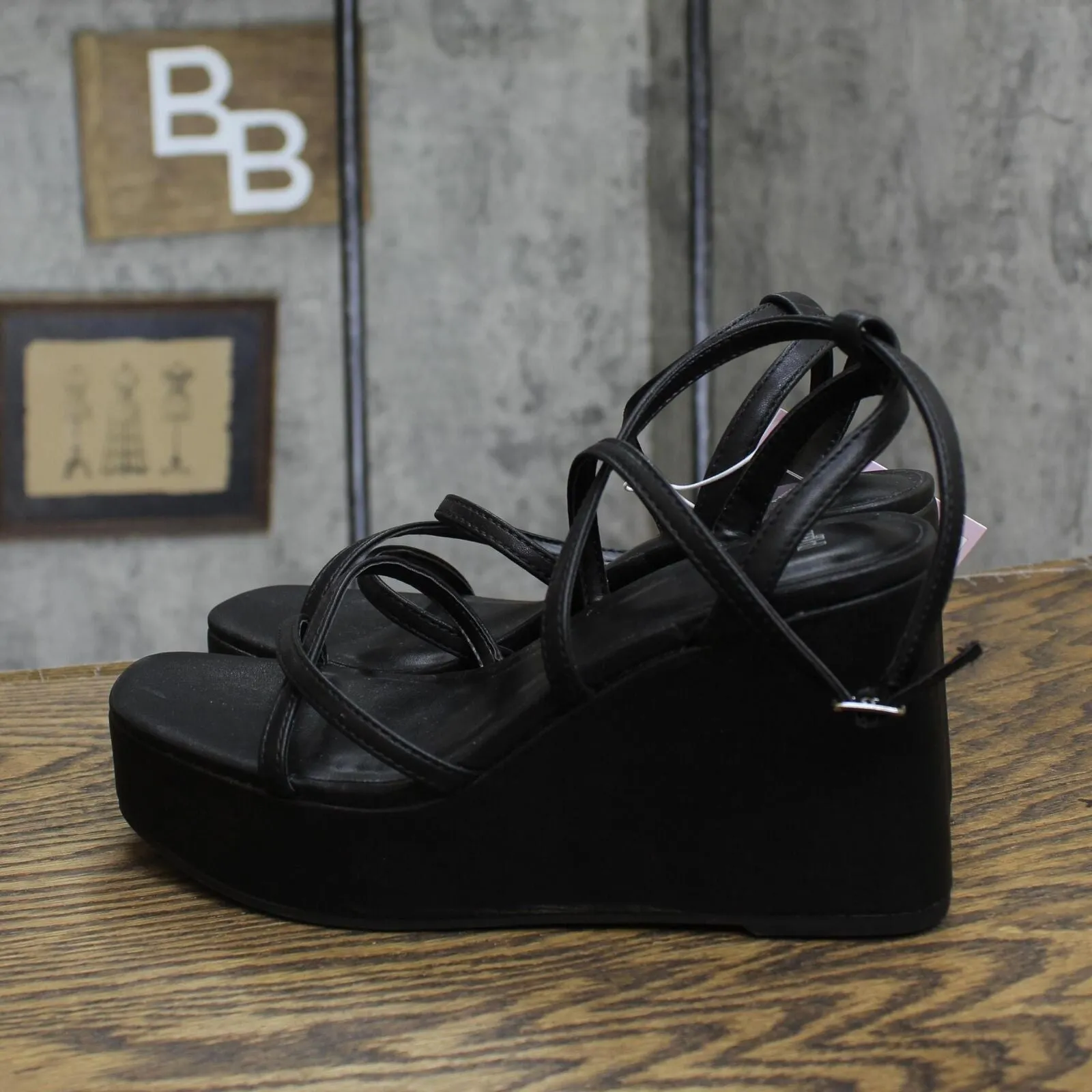 Wild Fable Ronnie Strappy Platform Wedge Heels with Memory Foam Insole Black 8M