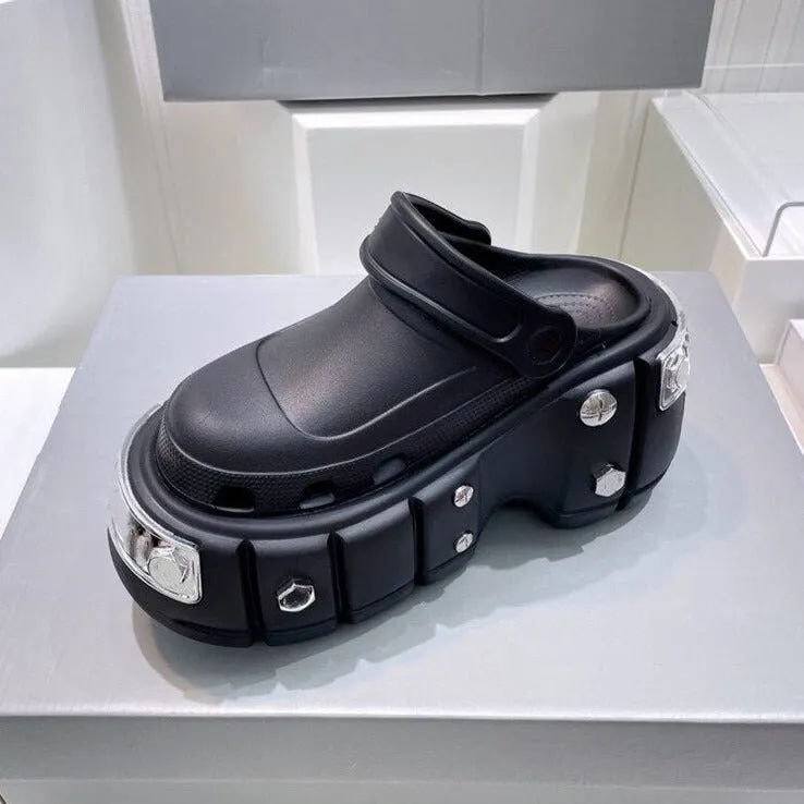 Women Thick Sole Platform Sandals Design Metal Rivet Hollow Out Shoes