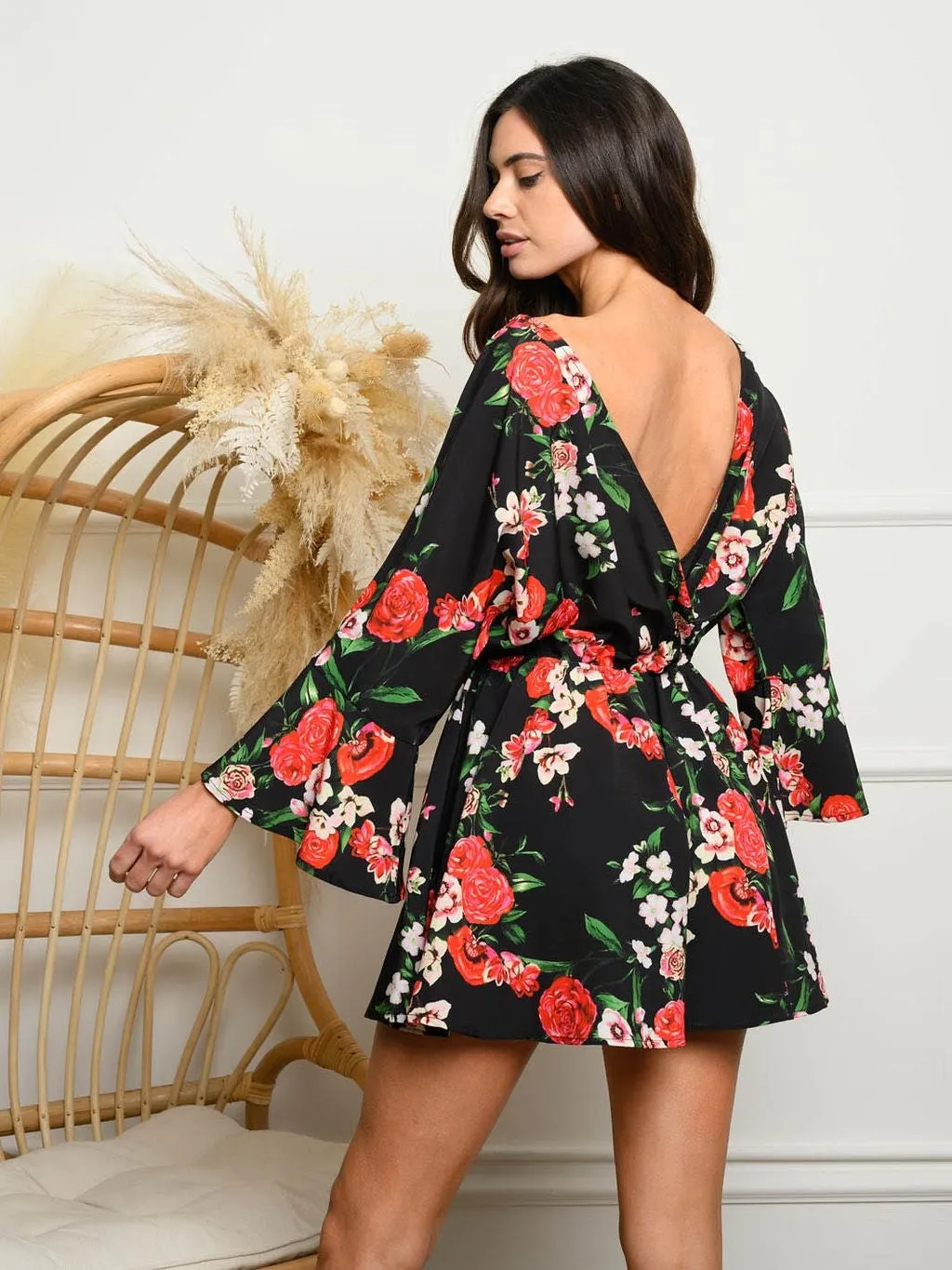 WOMEN'S BELL SLEEVE FLORAL SURPLICE ROMPER